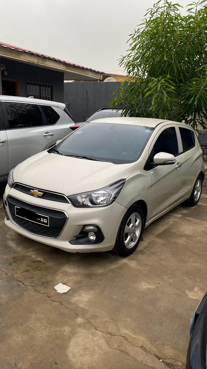CHEVROLET Spark LT